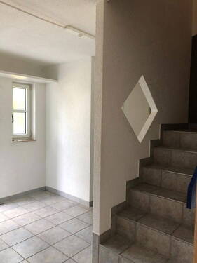 Bild 3 - 4 Zimmer Reihenendhaus in Limburgerhof