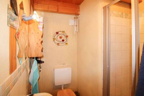 Gäste WC mit Dusche - 
