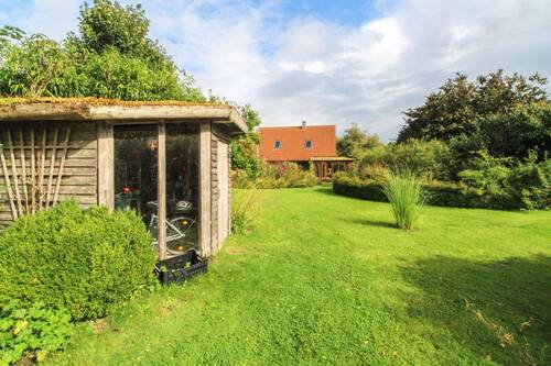 Schuppen oder zukünftige Sauna - 