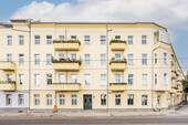Hausansicht - Helle 3-Zimmer-Wohnung mit Balkon in Top-Kiezlage in Lichtenberg
