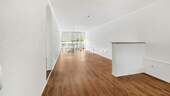 Wohnzimmer 1 - Großzügige 4-Zimmer-Wohnung mit 100 m² Wohnfläche, Loggia und EBK