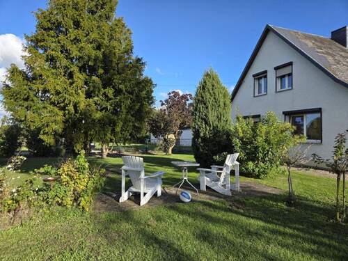 Grundstück - 6 Zimmer Einfamilienhaus in Völschow