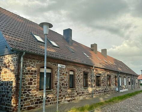 Bild 2 - 6 Zimmer Reihenmittelhaus zum Kaufen in Zörbig OT Löberitz