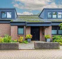 LENAU - Ankommen und wohlfühlen: Architektenhaus mit viel Platz in Godshorn! - Langenhagen / Godshorn
