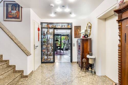 Flur - 4 Zimmer Einfamilienhaus zum Kaufen in Langenhagen / Godshorn