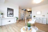 Bild 1 - Provisionsfrei & frisch renoviert! 3-Zimmer, 2 Balkone, Einbauküche und Garage