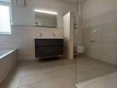 Whg, Badezimmer.jpg - 