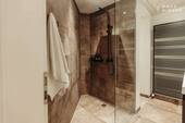 Dusche-Souterrainwohnung - 