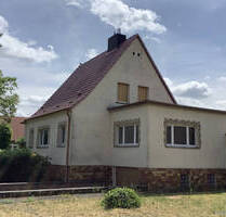 Solides Einfamilienhaus mit Entwicklungspotential - Tangerhütte