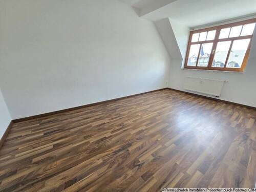 Schlafzimmer - 2 Zimmer Etagenwohnung in Chemnitz