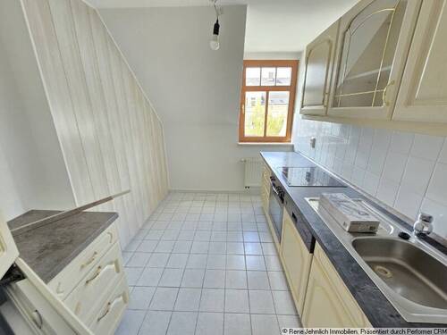 Küche mit Einbauküche - Etagenwohnung mit 57,00 m&sup2; in Chemnitz zum Kaufen