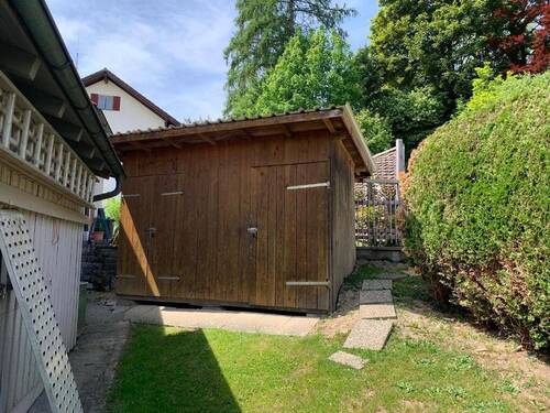 praktischer Geräteschuppen EG - 