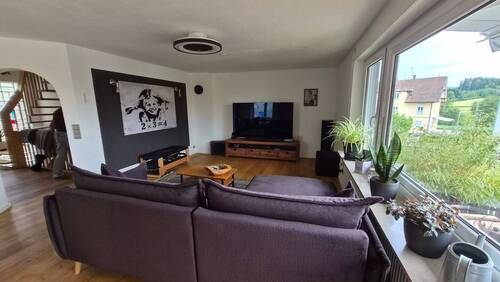 viel Licht im Wohnzimmer OG - 