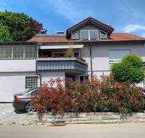 Sonniges Mehrgenerationenhaus mit Garten, Bergblick und viel Raum für die Familie in Lindau-Oberreitnau - Lindau (Bodensee) Sonniges Mehrgenerationenhaus mit Garten, Bergblick und viel Raum für die Familie in Lindau-Oberreitnau - Lindau (Bodensee)