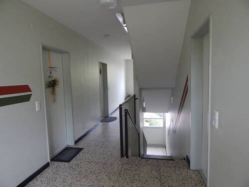 Treppenhaus - Etagenwohnung mit 74,00 m&sup2; in Monheim am Rhein / Baumberg zur Miete