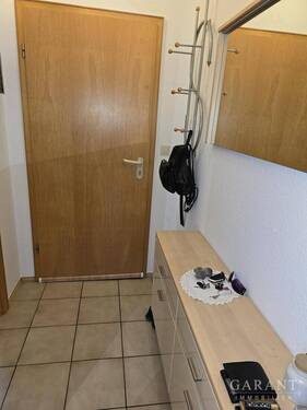 Eingangsbereich - 3 Zimmer Etagenwohnung in Herrenberg