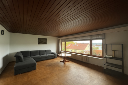 Wohnzimmer - 6 Zimmer Einfamilienhaus zum Kaufen in Herbrechtingen