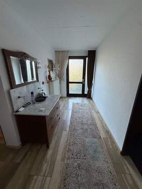 Separater Eingang Untergeschoss - 