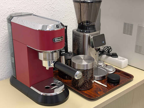 Kaffeemaschine - Büro mit 38,00 m&sup2; in Erlangen zur Miete