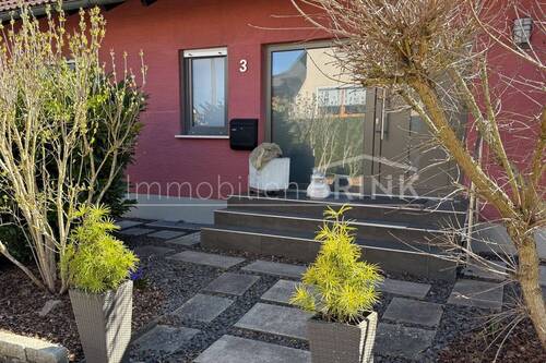 2 Hausansicht-4 Willkommen.jpg - 