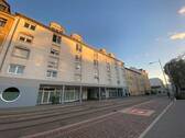 sanierte Strasse mit neuem Gleisbett - 
