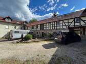 Innenhof mit Blick auf das Lagergebäude - 