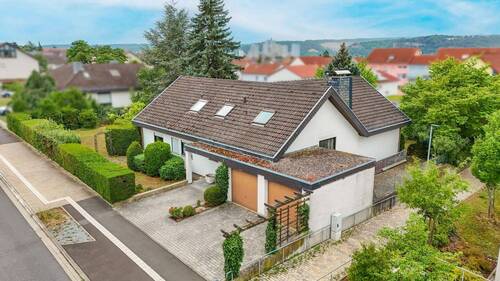 Frontansicht - 9 Zimmer Einfamilienhaus zum Kaufen in Karlstadt