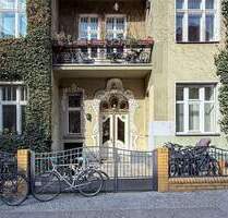 Altbauklassiker mit Erker - Schöneberger 2-Zimmer-Wohnung im Hochparterre - Berlin
