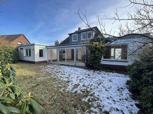 Rückansicht - 5 Zimmer Einfamilienhaus in Schortens