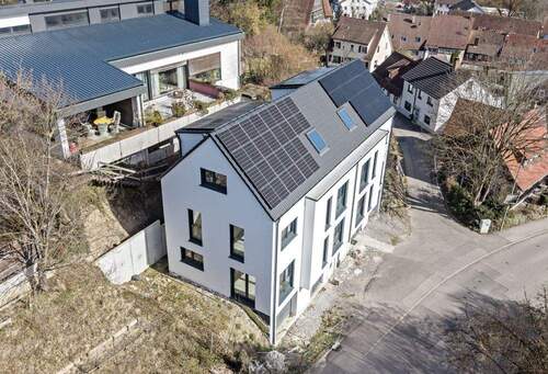 Luftbild - 5 Zimmer Doppelhaushälfte zum Kaufen in Rottweil