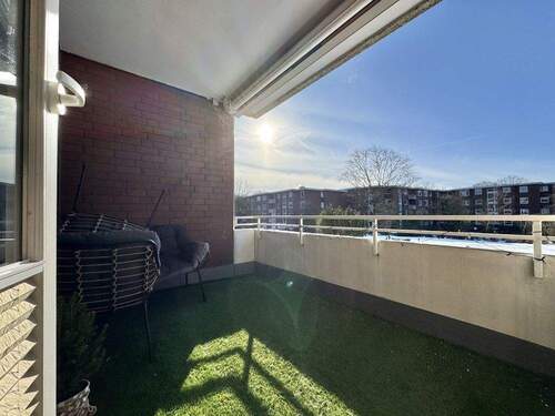 Loggia - Etagenwohnung mit 83,00 m&sup2; in Hamburg zum Kaufen