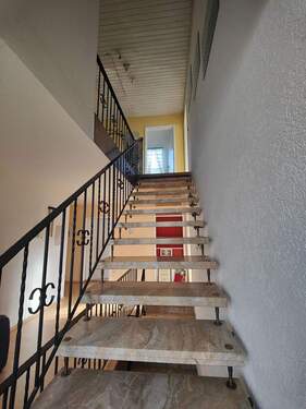 Treppe ins Dachgeschoss - 