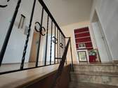 Treppe ins Obergeschoss - 