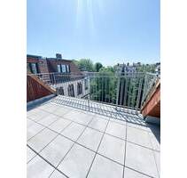 Seltene Gelegenheit-Dachgeschosswohnung mit Dachterrasse in ruhiger Innenhoflage - sofort bezugsfrei - Berlin Steglitz