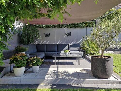 Garten - Wohnen auf ca. 233 qm in Bestlage - saniertes Zweifamilienhaus!