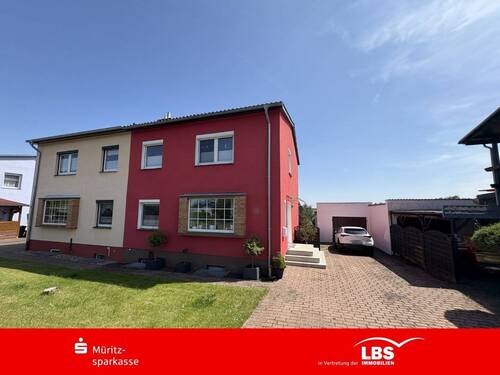 Straßenfront - Doppelhaushälfte sucht Nachfolger