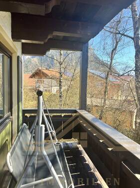 Balkon Wohnzimmer - 2 Zimmer Etagenwohnung in Inzell