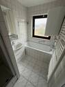 Blick ins Bad (2) - 