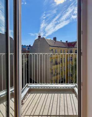 Balkon - Etagenwohnung mit 36,10 m² in Berlin zur Miete