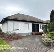 Tolles Einfamilienhaus mit Einliegerwohnung trifft traumhaften Ausblick! - Karbach