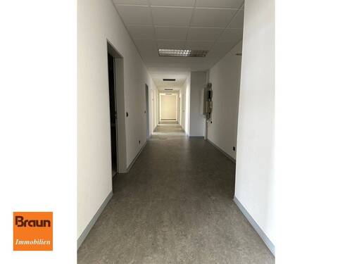 Büro-/Praxisfläche, VS-V, Flur - 