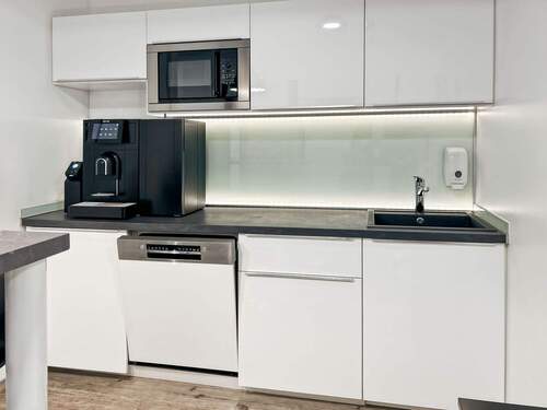 Property Image 7 - 