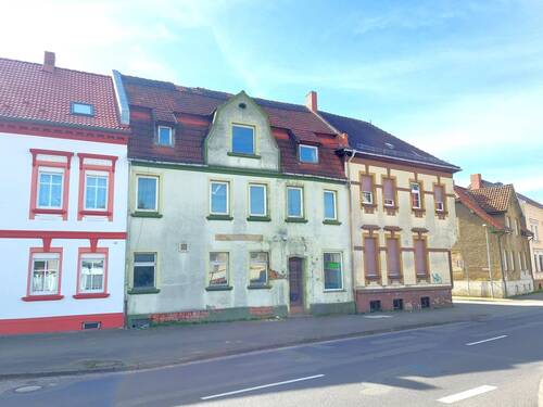 Außenansicht - Mehrfamilienhaus, Wohnhaus zum Kaufen in Niedere Börde