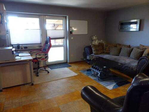 WZ mit Ausgang Terrasse - 