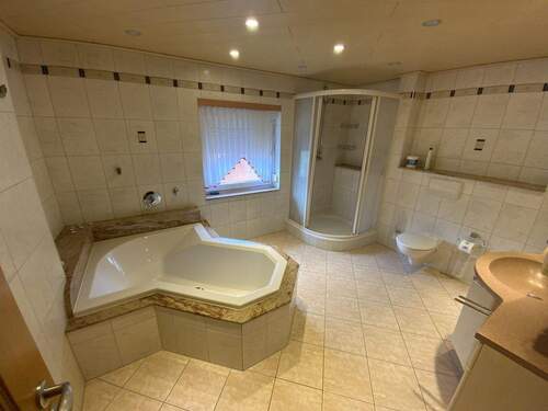 Badezimmer Obergeschoss - 