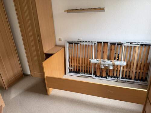 teilmöbliert - 1 Zimmer Etagenwohnung in Erlangen