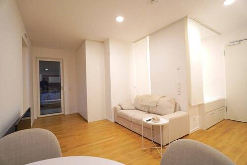 Bild 3 - 1 Zimmer Etagenwohnung zur Miete in Frankfurt am Main / Ostend