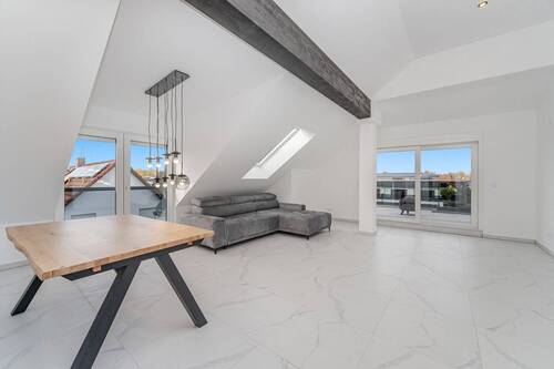 Wohnzimmer - 3 Zimmer Etagenwohnung zum Kaufen in Karlsfeld