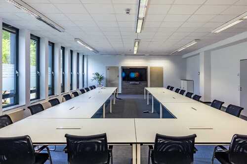 Konferenzraum (Einrichtungsbeispiel) - Büro mit 3,31 m&sup2; in Ratingen zur Miete