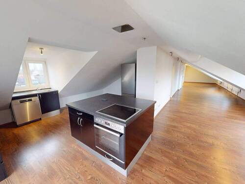 Ansicht V: Wohn- und Esszimmer mit offenem Küchenbereich - 